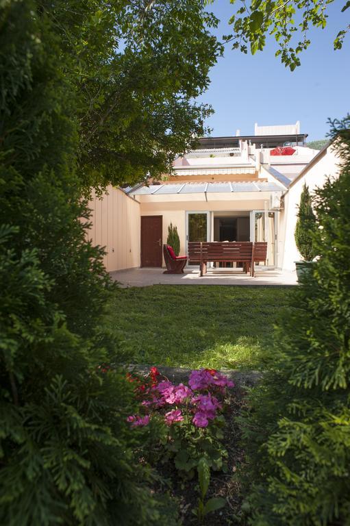 Apartments Aleksandar Petrovac Luaran gambar